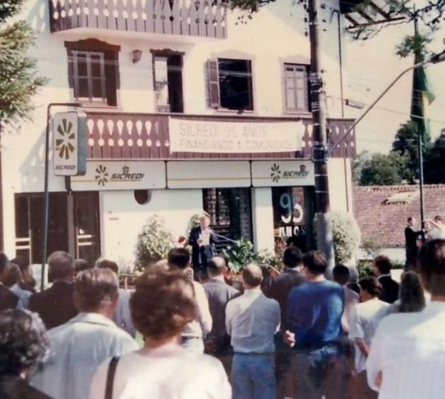 22 - 30 anos COAPEL - 85 anos União Popular Theodor Amstad - 95 anos Sicredi - 25.10.1997.jpg