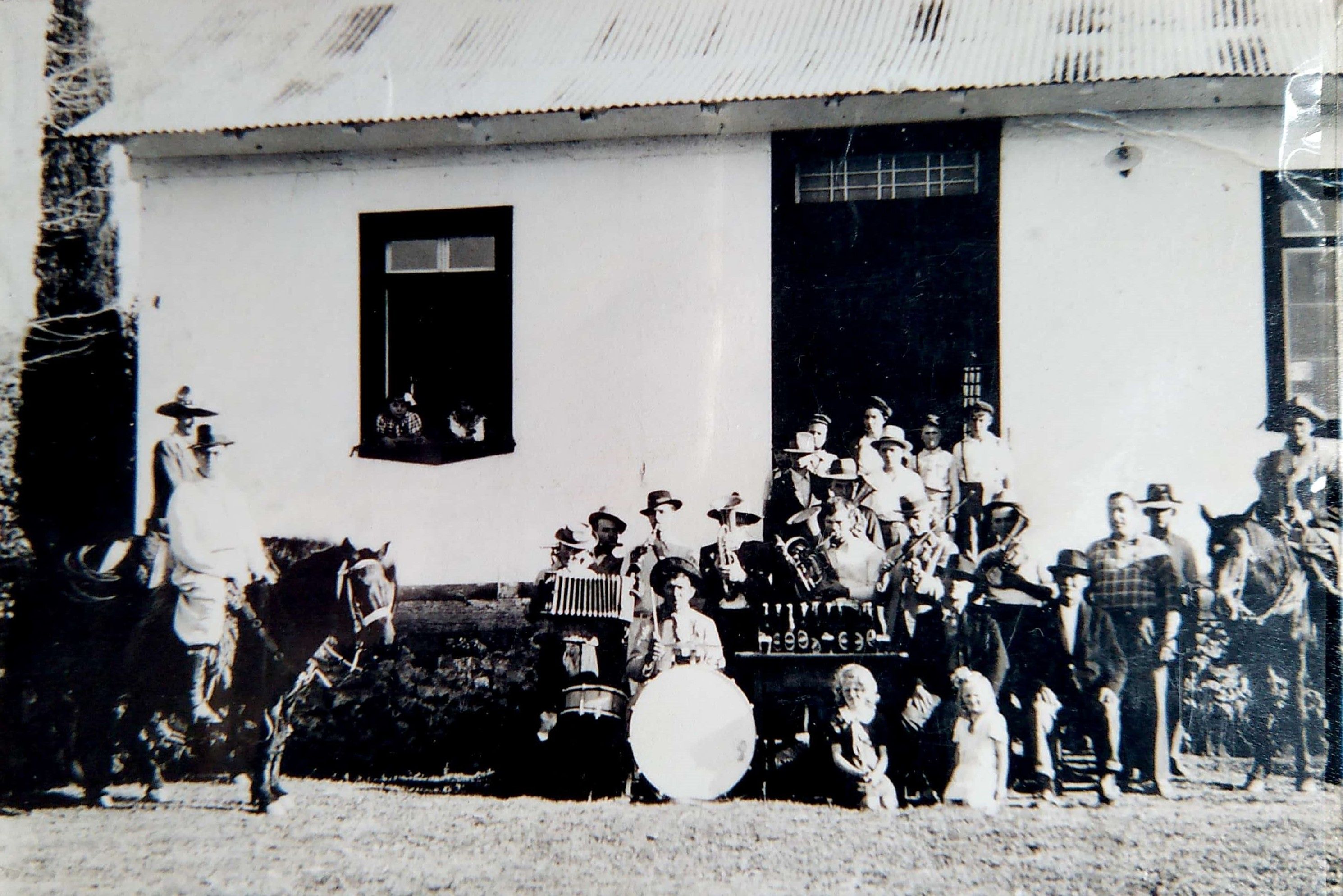 7 - Salão do senhor Nicolau Kehl, onde se realizou a Assembléia de Fundaçãoi da Caixa Rural em 28.12.1902.jpg