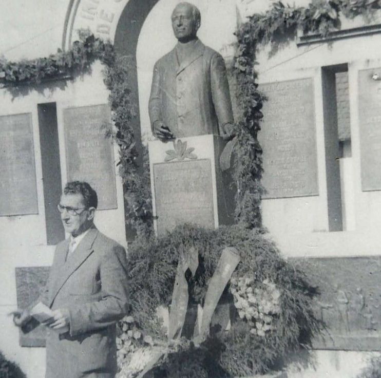 7 - Sr. Victor A. Hafner - Inspetor das Caixas Rurais em junho de 1948.jpg