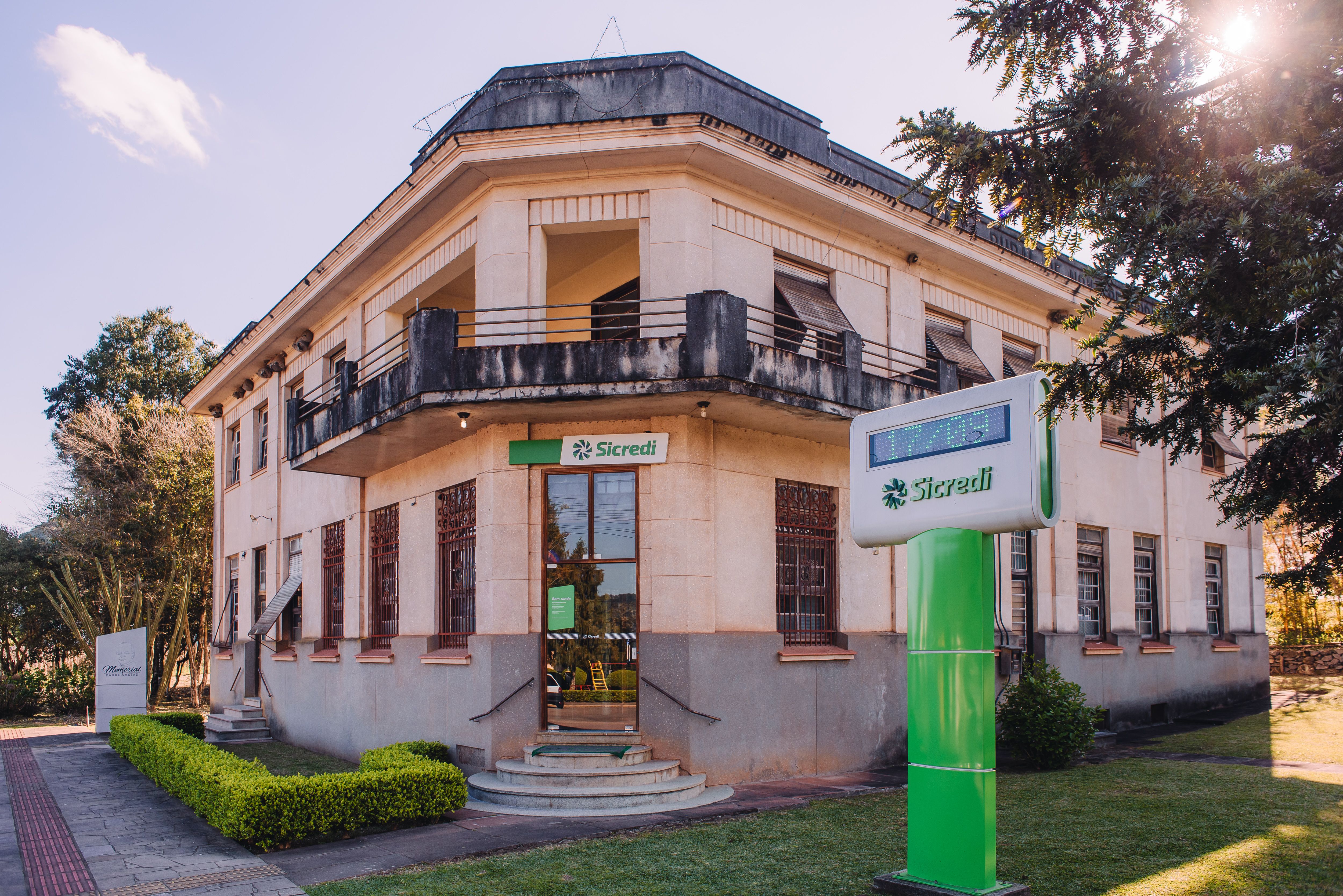 Caixa Rural Linha Imperial